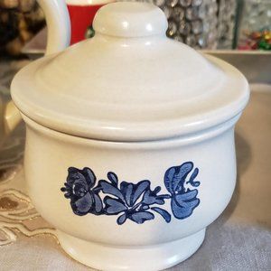 Pfaltzgraff Yorktowne Sugar Bowl & Creamer Set